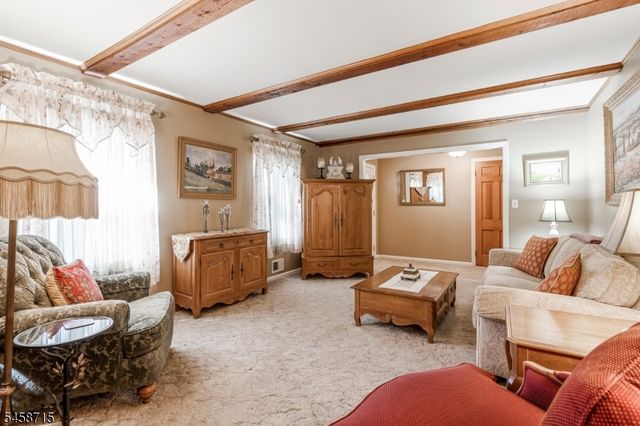 58 S Alward Ave, Bernards Twp., NJ 07920