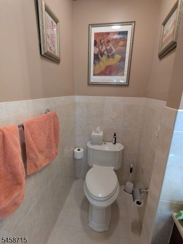 58 S Alward Ave, Bernards Twp., NJ 07920