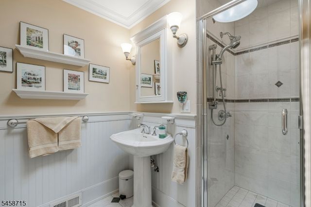 58 S Alward Ave, Bernards Twp., NJ 07920