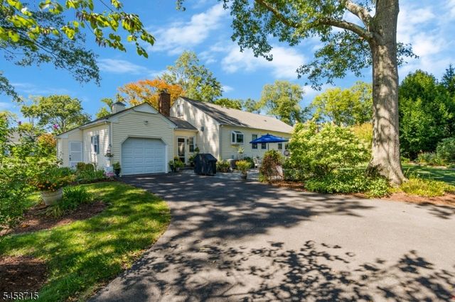 58 S Alward Ave, Bernards Twp., NJ 07920