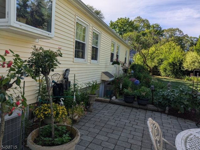 58 S Alward Ave, Bernards Twp., NJ 07920
