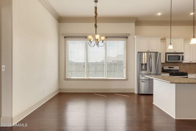 100 Birchview Drive, Broussard, LA 70518