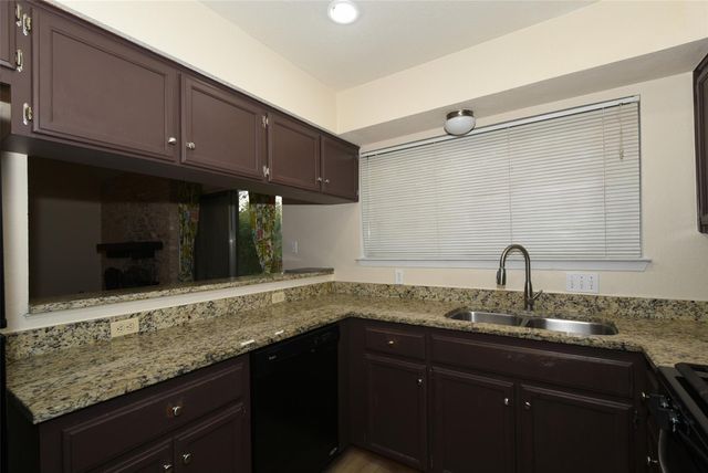 410 Splitrock ST, Round Rock, TX 78681