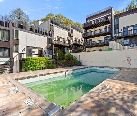 1200 Warburton Avenue 11, Yonkers, NY 10701