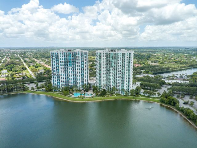 2641 N Flamingo Rd 1603N, Sunrise, FL 33323