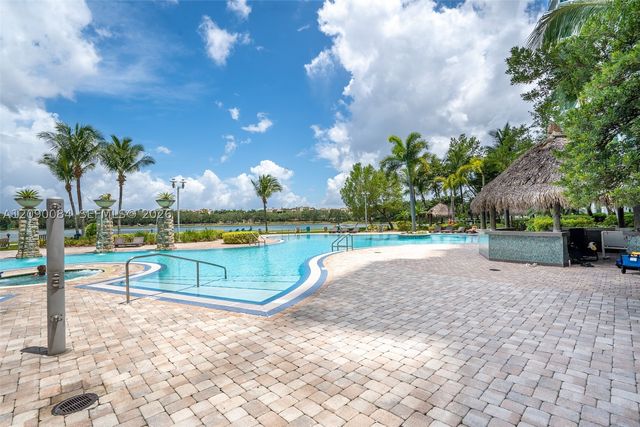 2641 N Flamingo Rd 1603N, Sunrise, FL 33323