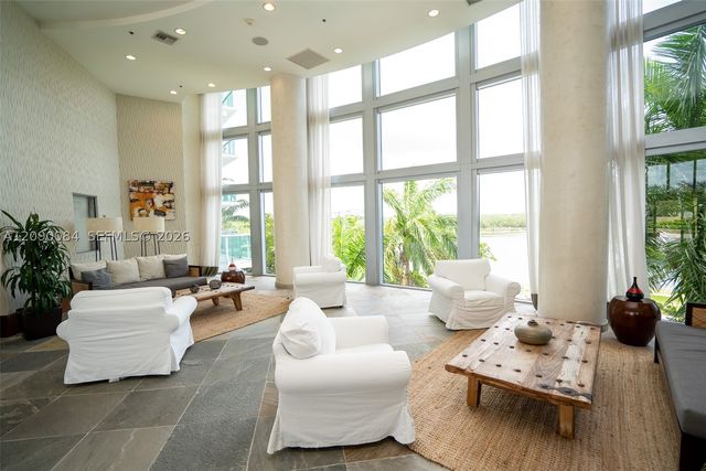 2641 N Flamingo Rd 1603N, Sunrise, FL 33323