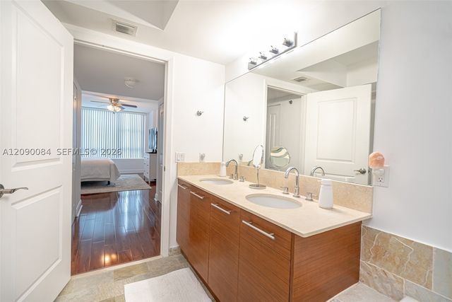 2641 N Flamingo Rd 1603N, Sunrise, FL 33323
