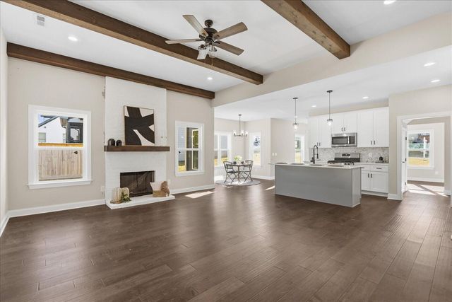 8886 Silver Maple Drive, Ooltewah, TN 37363
