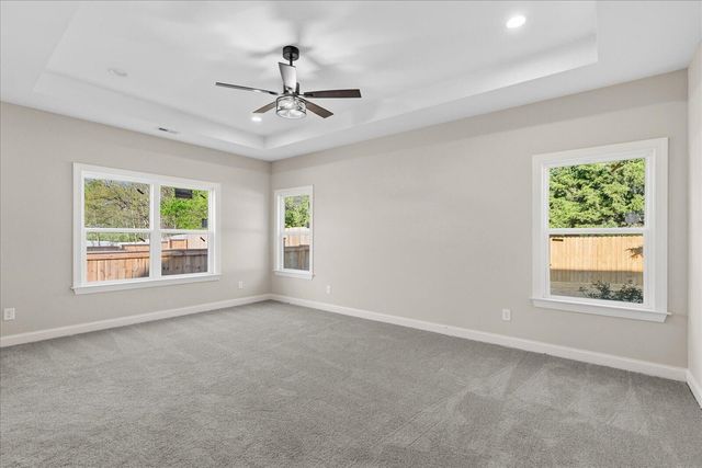 8886 Silver Maple Drive, Ooltewah, TN 37363