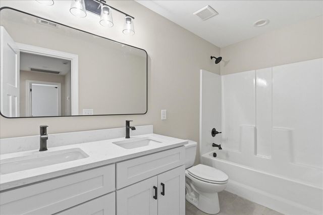 8886 Silver Maple Drive, Ooltewah, TN 37363