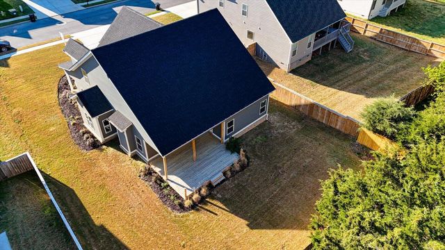 8886 Silver Maple Drive, Ooltewah, TN 37363