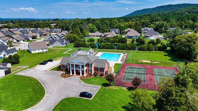 8886 Silver Maple Drive, Ooltewah, TN 37363