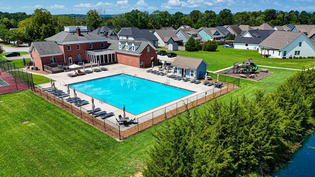 8886 Silver Maple Drive, Ooltewah, TN 37363