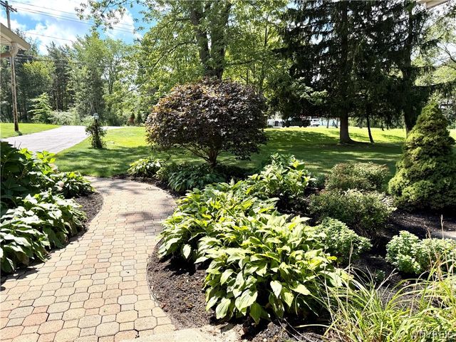 3288 East Church Street, Eden, NY 14057