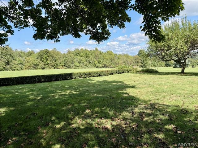 3288 East Church Street, Eden, NY 14057