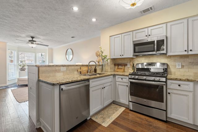 119 Stanton Hall Ln, Franklin, TN 37069