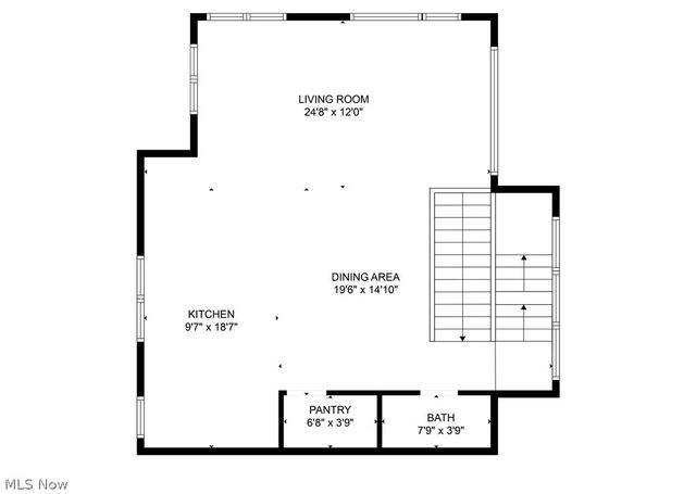 26 Meade Lane, Cleveland Heights, OH 44106