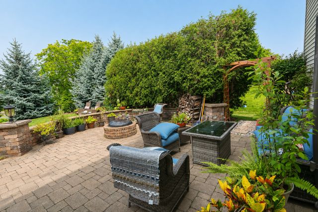 1594 Baytree Drive, Romeoville, IL 60446