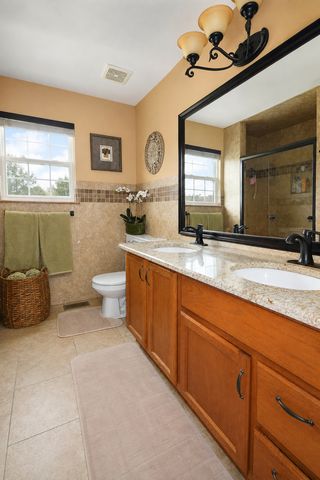 1594 Baytree Drive, Romeoville, IL 60446