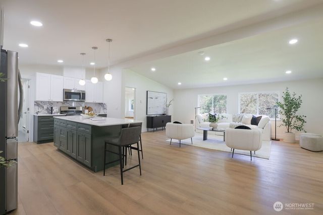 13317 Bandix Road SE, Olalla, WA 98359