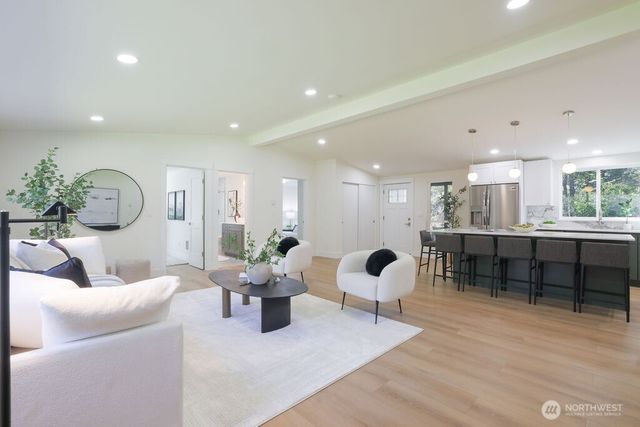 13317 Bandix Road SE, Olalla, WA 98359