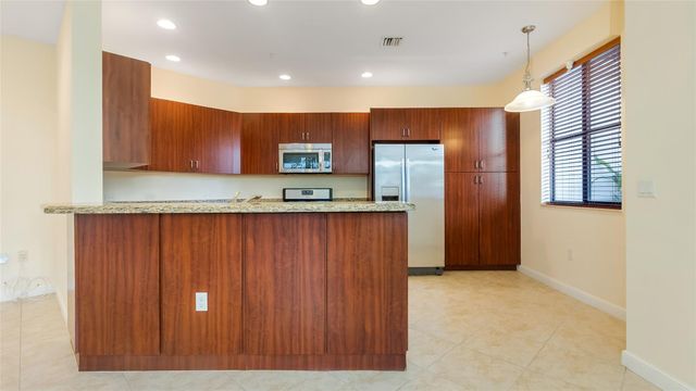 2925 NW 126th Ave 224-1, Sunrise, FL 33323