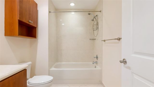 2925 NW 126th Ave 224-1, Sunrise, FL 33323