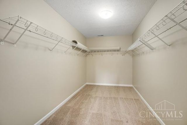 8422 Misty Shore Drive, West Chester, OH 45069