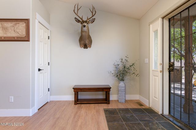 6367 Rio Vista Lane, Carson City, NV 89701