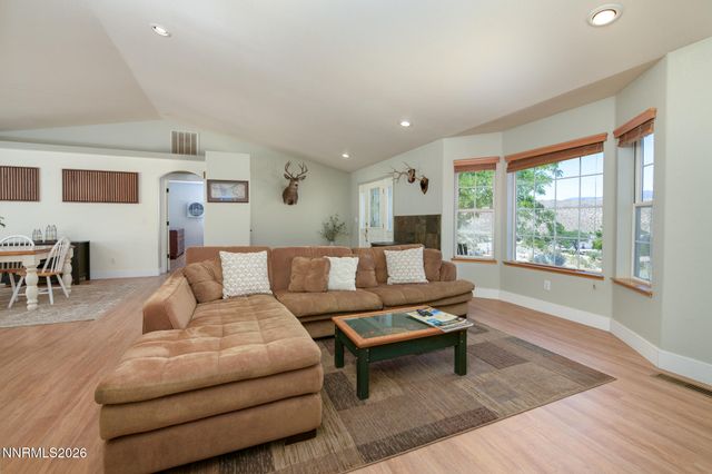 6367 Rio Vista Lane, Carson City, NV 89701