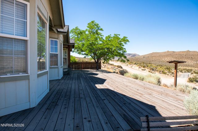 6367 Rio Vista Lane, Carson City, NV 89701