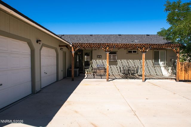6367 Rio Vista Lane, Carson City, NV 89701