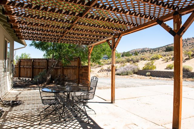 6367 Rio Vista Lane, Carson City, NV 89701