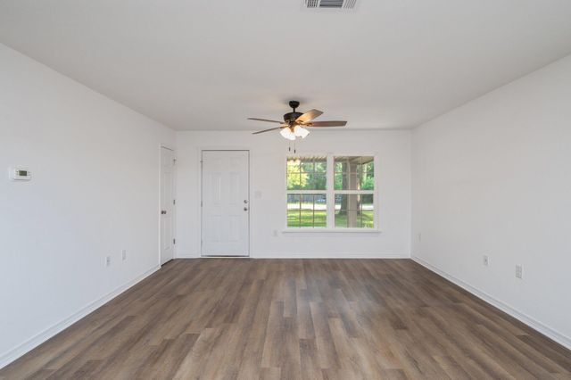 2364 Susan Drive, Crestview, FL 32536