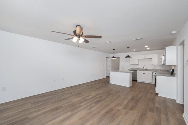 2364 Susan Drive, Crestview, FL 32536