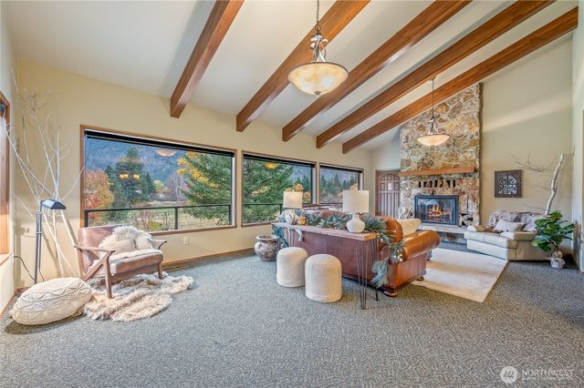 8200 E Leavenworth Road, Leavenworth, WA 98826