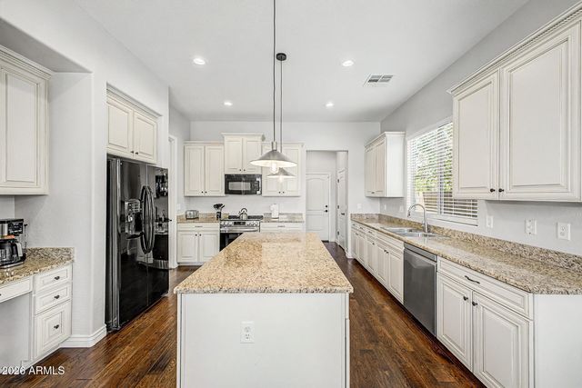 13825 S 179TH Avenue, Goodyear, AZ 85338