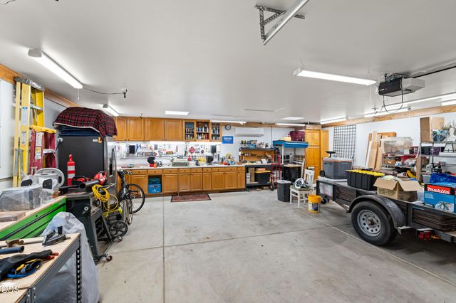 2820 David Lane, Medford, OR 97504