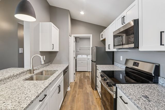 12515 Timber Creek Drive Unit 11, Carmel, IN 46032