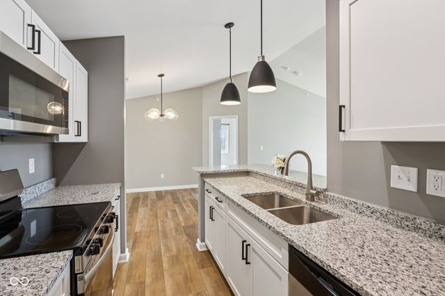 12515 Timber Creek Drive Unit 11, Carmel, IN 46032