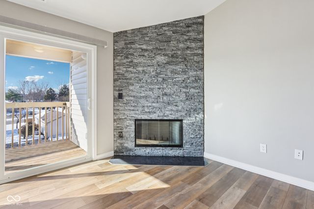 12515 Timber Creek Drive Unit 11, Carmel, IN 46032