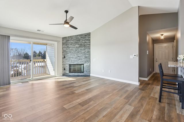 12515 Timber Creek Drive Unit 11, Carmel, IN 46032