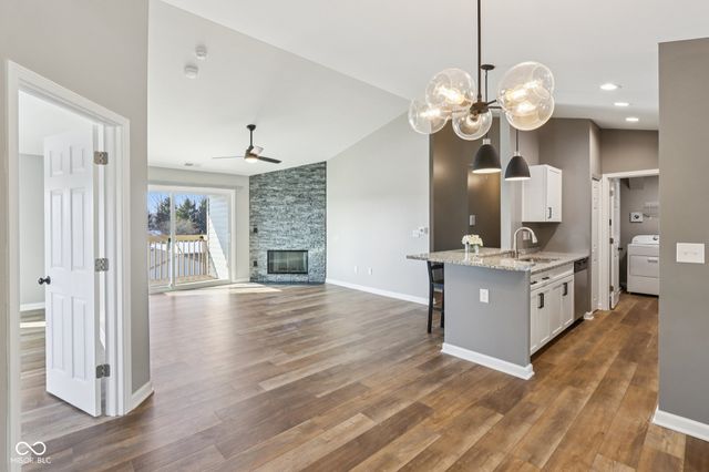 12515 Timber Creek Drive Unit 11, Carmel, IN 46032