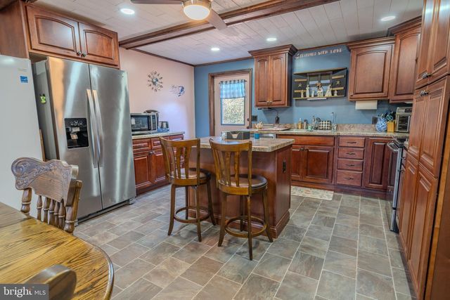 139 RAINBOW DR, Middleburg, PA 17842