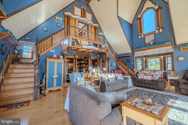 139 RAINBOW DR, Middleburg, PA 17842