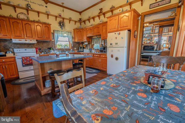 139 RAINBOW DR, Middleburg, PA 17842