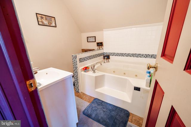 139 RAINBOW DR, Middleburg, PA 17842