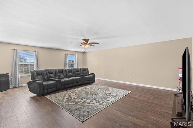 301 America Street, Wentzville, MO 63385