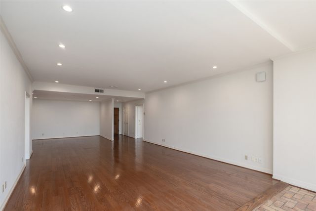 6335 W Northwest Highway 614, Dallas, TX 75225